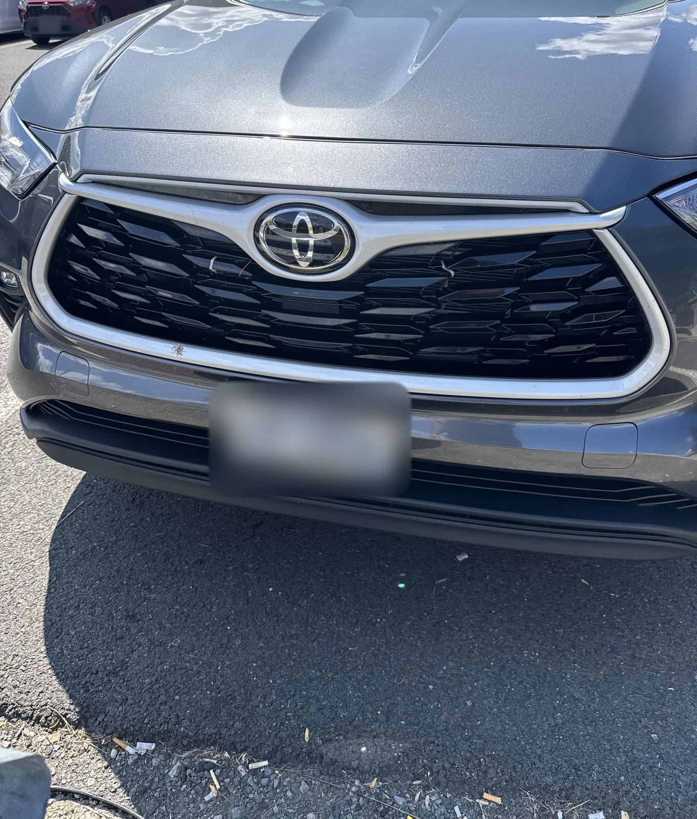 Gray Toyota Highlander SUV, part of the US Limo and Taxi fleet